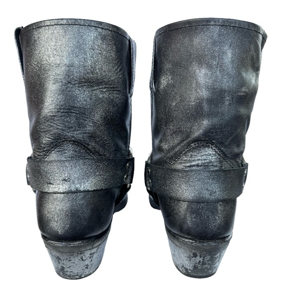 FRYE Harness 8R Biker Moto Motorcycle Short Ankle Bootie Boots Black Metallic 8 - Picture 5 of 7